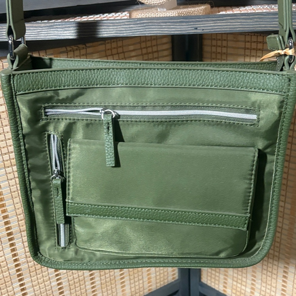 Tommy Bahama Olive Green Crossbody Bag with Adjustable Strap - Picture 3 of 5